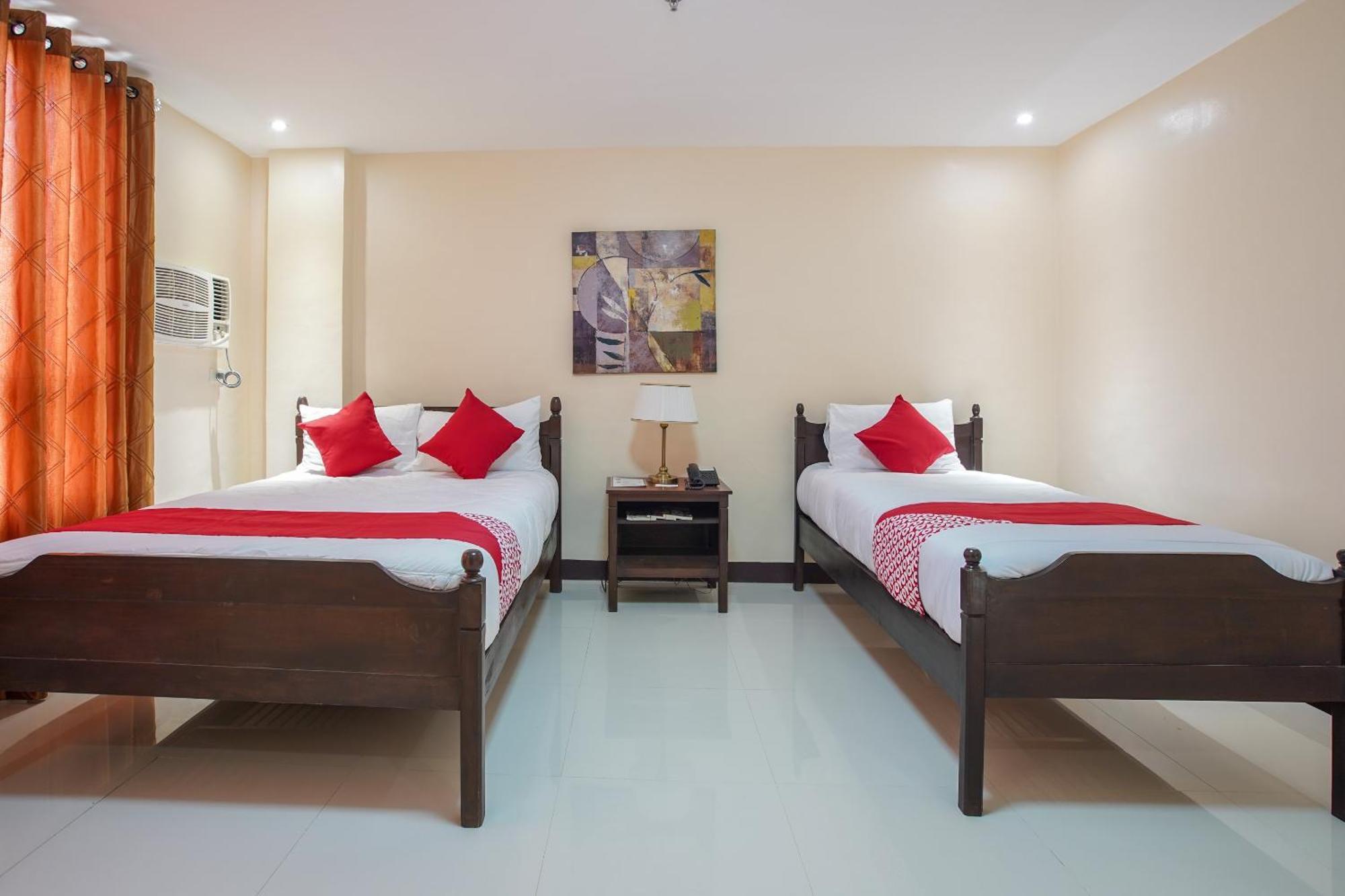 Pototan Oyo 236 Hotel Edmundo מראה חיצוני תמונה