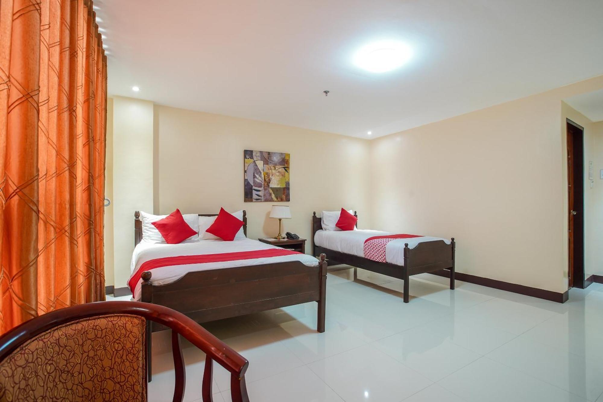 Pototan Oyo 236 Hotel Edmundo מראה חיצוני תמונה