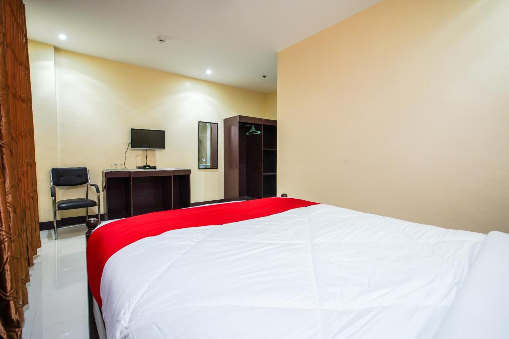 Pototan Oyo 236 Hotel Edmundo מראה חיצוני תמונה