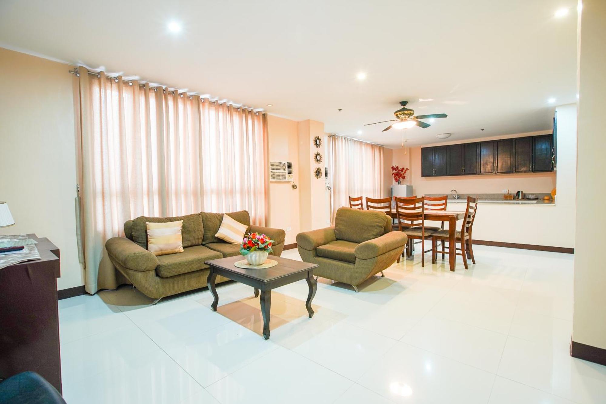 Pototan Oyo 236 Hotel Edmundo מראה חיצוני תמונה