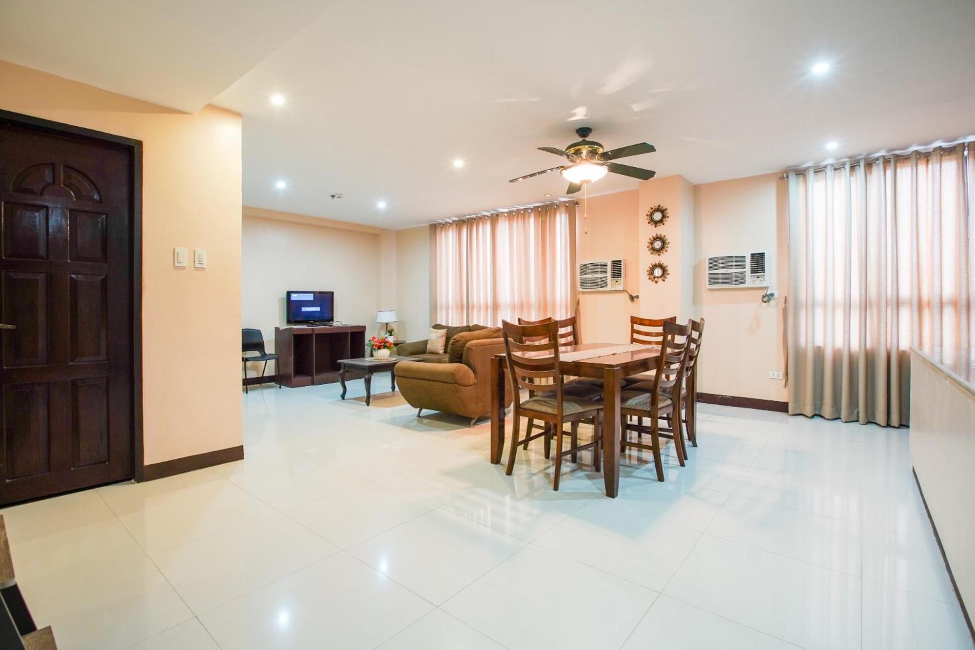 Pototan Oyo 236 Hotel Edmundo מראה חיצוני תמונה